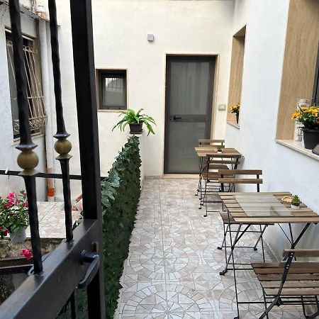 Del Carmine 23 Hotel Bari Kültér fotó