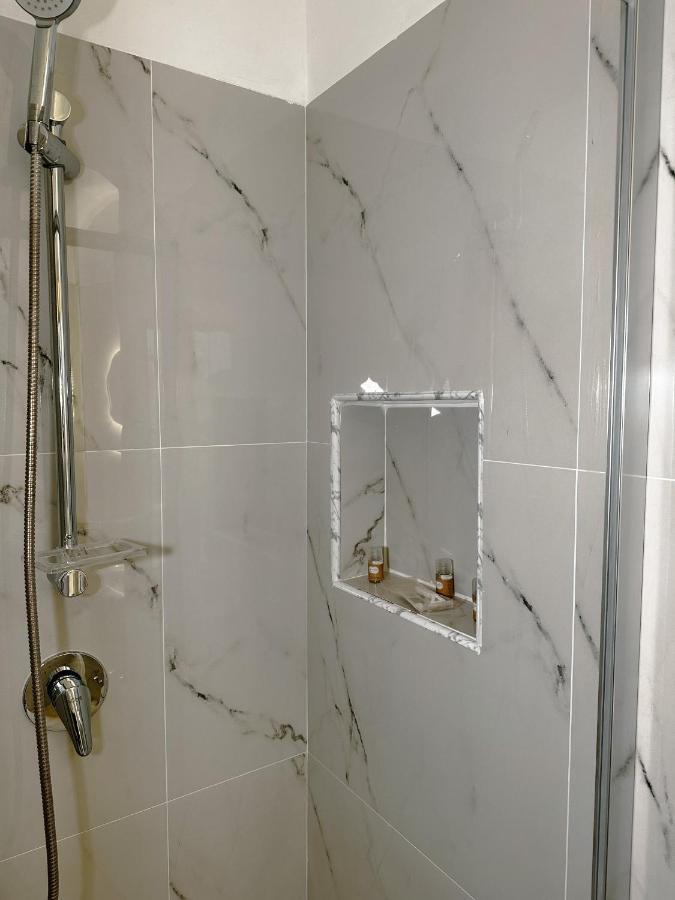 Del Carmine 23 Hotel Bari Kültér fotó