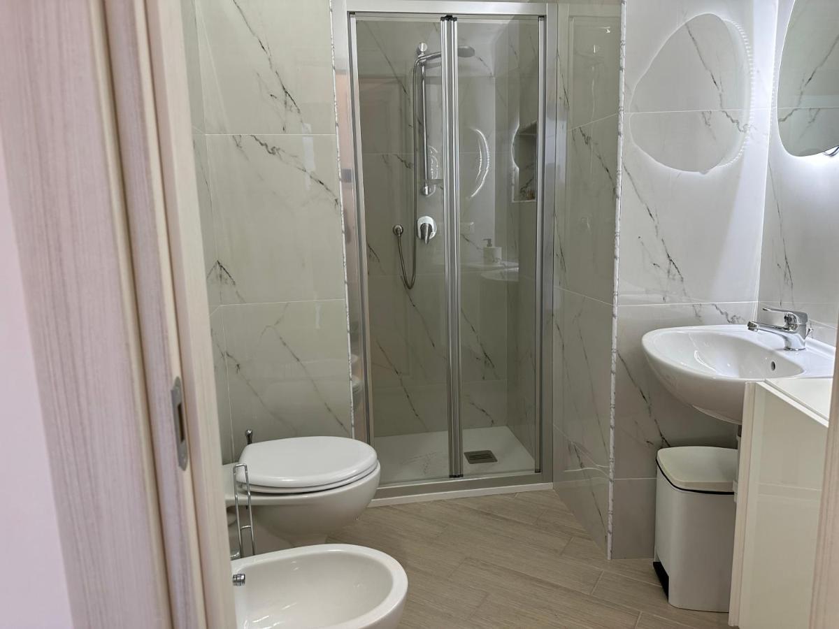 Del Carmine 23 Hotel Bari Kültér fotó