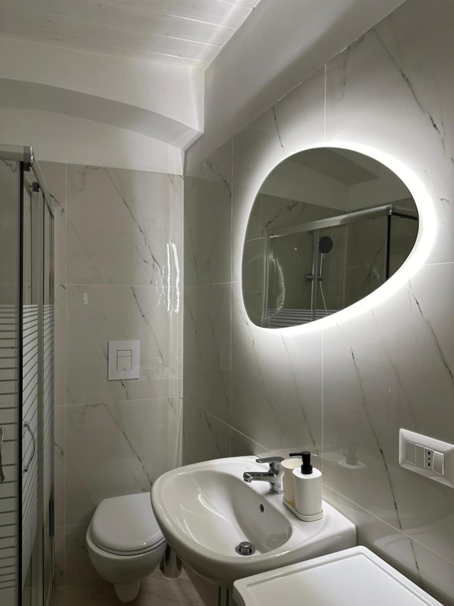 Del Carmine 23 Hotel Bari Kültér fotó